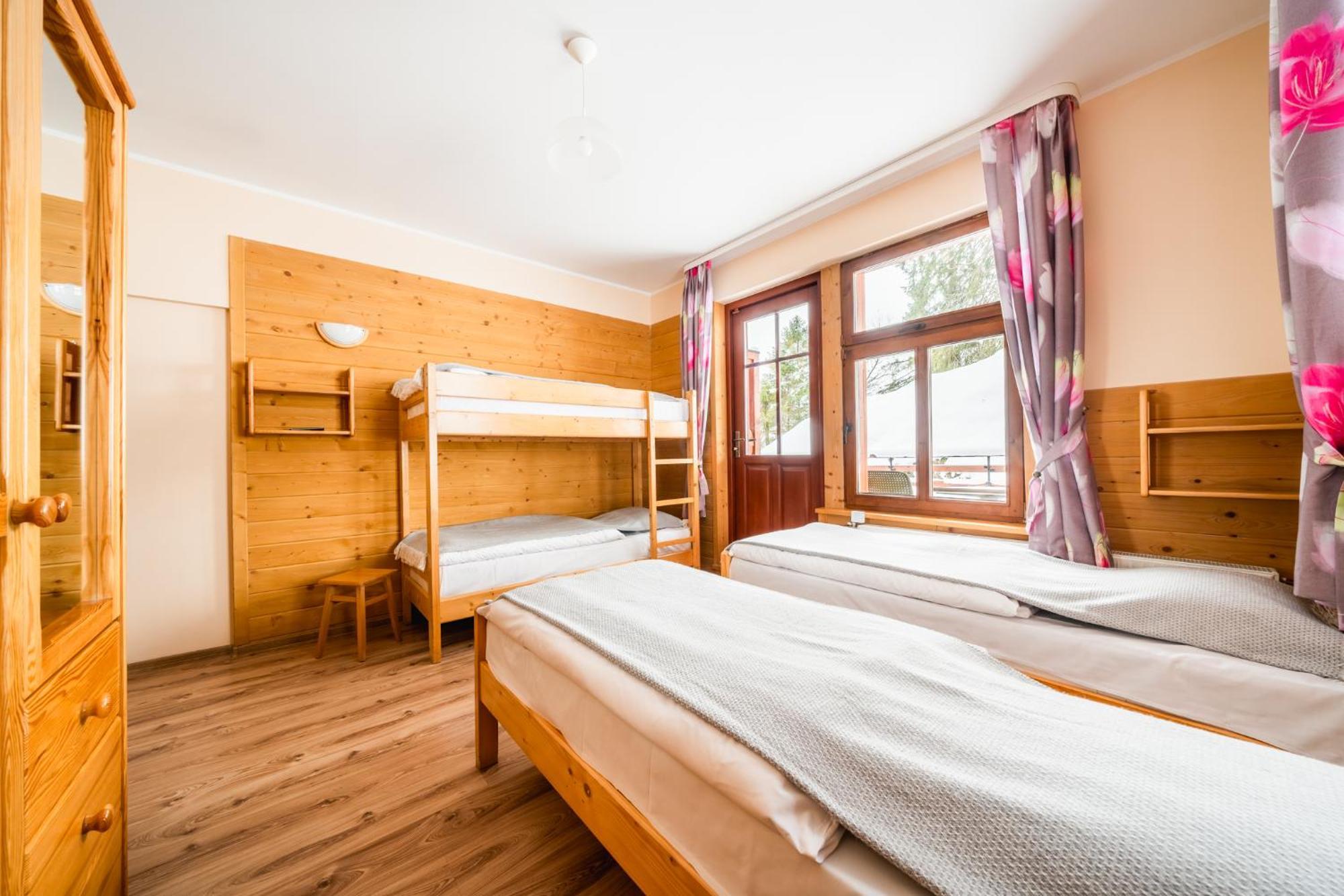 Hotel Schronisko Pttk Orlica Szczawnica Exterior foto
